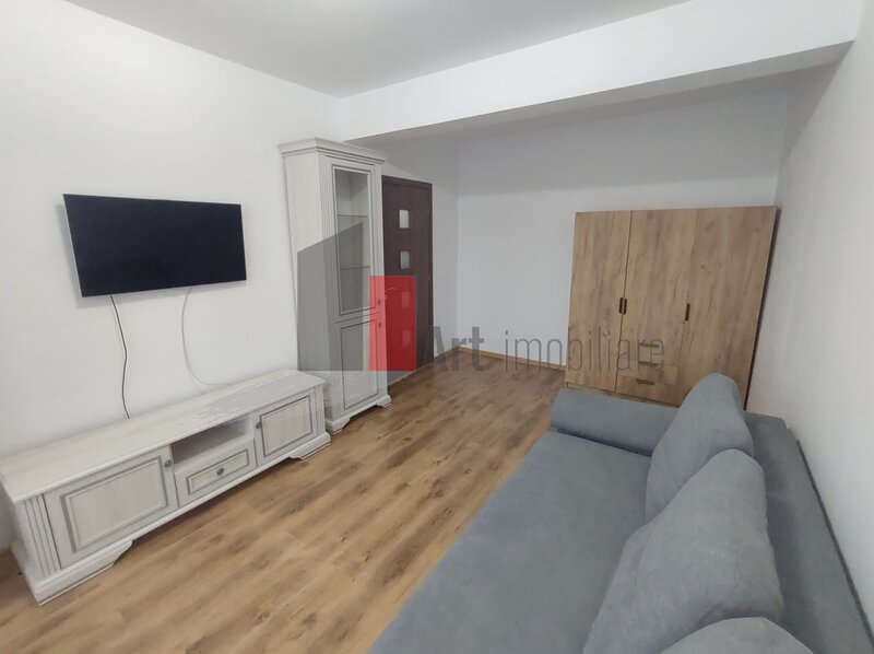 Dristor, Fizicienilor, prima inchiriere apartament 2 camere cu centrala.