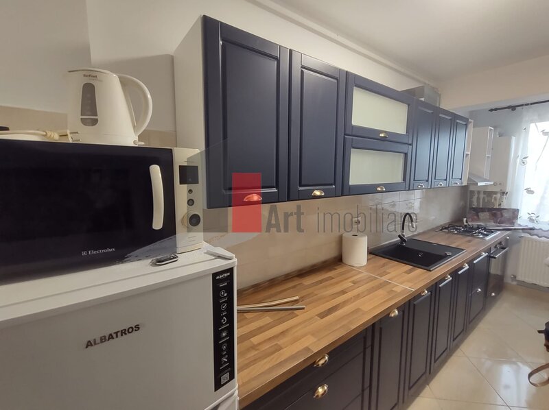 Dristor, Fizicienilor, prima inchiriere apartament 2 camere cu centrala.